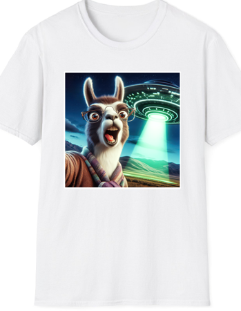 Funny Lama and UFO Shirt Lama & UFO Encounters Lama Taking a Selfie Alien UFO Unisex T-Shirt